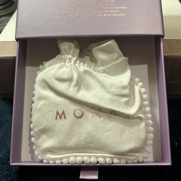 🎄💎NIB MONAT MERRY & MAGICAL HOLIDAY HAIR ANYWHERE GIFT SET-SOLD OUT ONLINE! - Picture 6 of 7